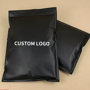 Sac à fermeture éclair noir mat en PE/<span class=keywords><strong>PP</strong></span>/CPE, marque XYF, imprimé en héliogravure, emballage personnalisé durable et résistant à l'humidité pour portefeuilles, vêtements, chapeaux et casquettes - Product Image 3