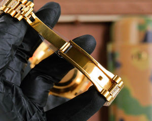 Cristal de Reloj de Zafiro con Incrustaciones de Diamantes Exclusivo para los ricos. Reloj Mecánico. - Product Image 3