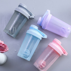 Bouteille de <span class=keywords><strong>sport</strong></span> en plastique pour shaker de protéines, 500 ml, 700 ml, avec logo personnalisé pour les grossistes - Product Image 6