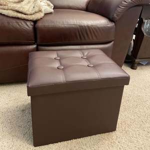 Repose-pieds pliable en similicuir, pouf de rangement, cube en cuir PU, repose-pieds pour salon et chambre à coucher - Product Image 1