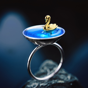 Loto divertente vero 925 in argento Sterling gioielli naturali creativi fatti a mano Designer poetico cigno nel mare anelli per le donne - Product Image 1