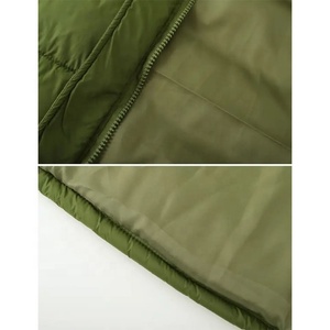 Abrigos de Mujer al por Mayor, Personalizados con Logotipo Bordado, Abrigos Acolchados, Chaquetas Cortas, Tallas Grandes - Product Image 6