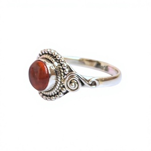 Bague en argent sterling 925 style bohème avec cabochons ovales en ambre véritable de 6 mm, sertie clos, bijoux fins en ambre naturel - Product Image 2