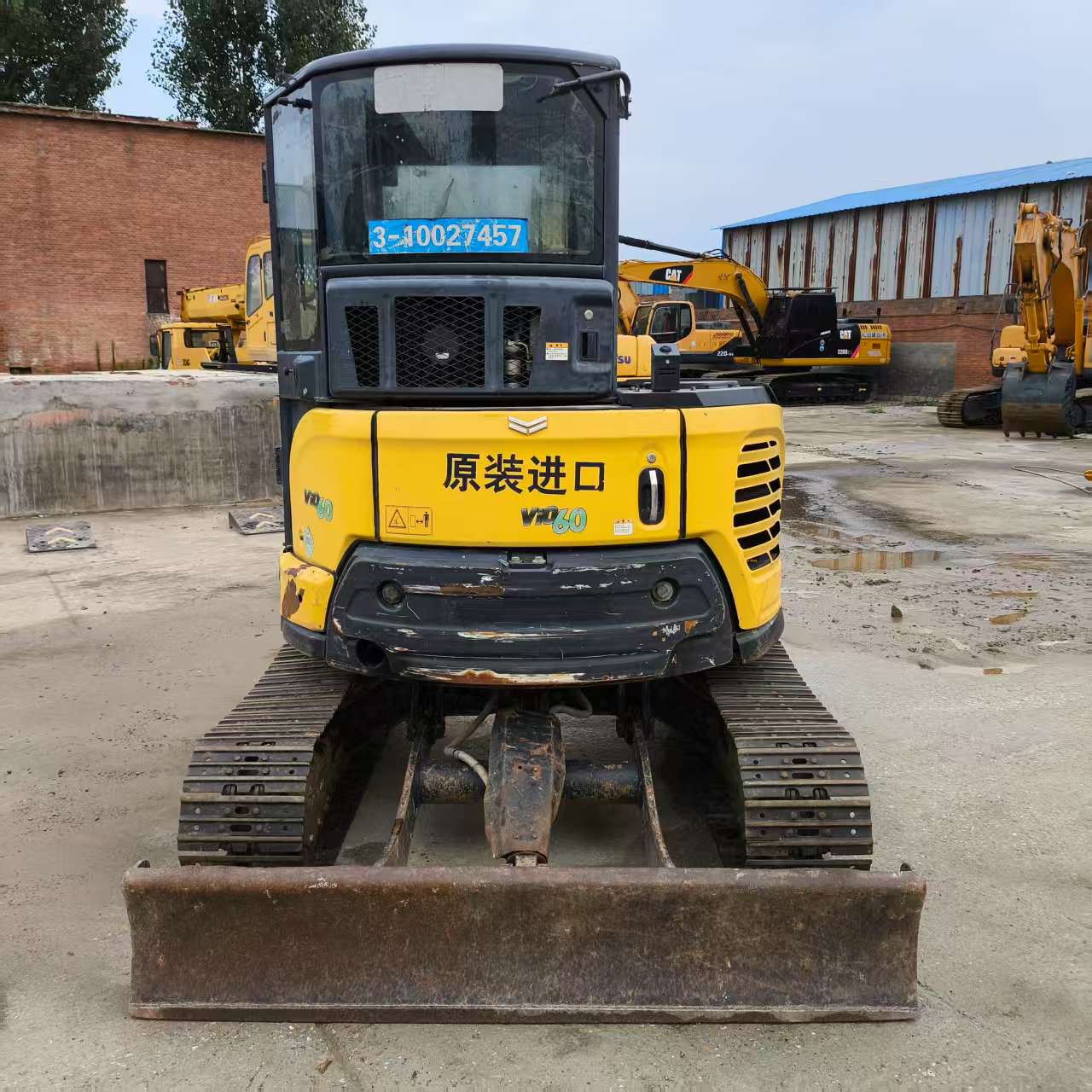 Гидравлический гусеничный экскаватор YANMAR VIO60-6 6 тонн