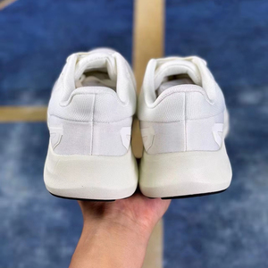 Nouvelles baskets de créateur 2026 de haute qualité, respirantes, pour hommes, chaussures de marche décontractées et de course. - Product Image 5