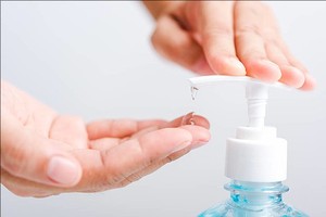 Sulfate de lauryl éther de sodium 70% pour les matières premières de liquides lavants pour les mains - Product Image 4