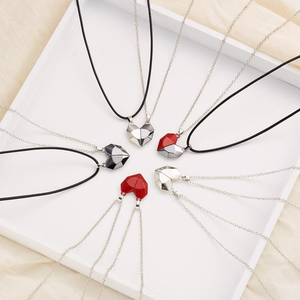 Juego de 2 collares magnéticos para parejas, colgante de corazón de <span class=keywords><strong>la</strong></span> <span class=keywords><strong>amistad</strong></span>, colgante facetado, regalo de San Valentín, joyería - Product Image 4
