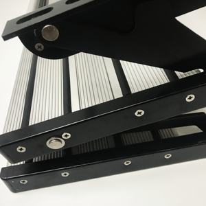 Escaleras de Entrada Plegables Manuales de Aleación de Aluminio para Autocaravanas, Camionetas, Remolques, Escalones Dobles con Capacidad de Carga de 220 kg - Product Image 6