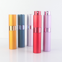 Flacon pulvérisateur de parfum rechargeable portable de 10 ml en aluminium doré, noir ou bleu, avec pompe atomiseur à torsion