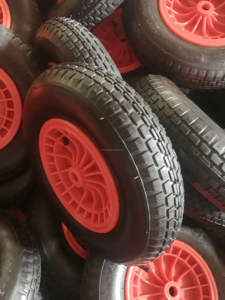 <span class=keywords><strong>Roue</strong></span> <span class=keywords><strong>de</strong></span> secours pneumatique en caoutchouc <span class=keywords><strong>de</strong></span> haute qualité 400-8 <span class=keywords><strong>pour</strong></span> <span class=keywords><strong>brouette</strong></span>, pneus en caoutchouc <span class=keywords><strong>pour</strong></span> restaurants, hôtels avec chambres à air - Product Image 6