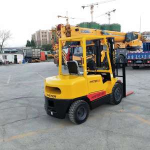 Montacargas Diésel Hyster Usado de 3.5 Toneladas con Capacidad Todoterreno, Mástil de Dos Etapas, Alta Eficiencia para Uso en Taller - Product Image 4