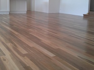 Parquet en <span class=keywords><strong>bois</strong></span> d'ingénierie de grande taille de 15 mm de long, en <span class=keywords><strong>bois</strong></span> de <span class=keywords><strong>gomme</strong></span> tacheté, <span class=keywords><strong>bois</strong></span> dur, parquet pour le marché australien - Product Image 2