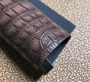 <span class=keywords><strong>Cuir</strong></span> synthétique PU gaufré effet serpent brillant et imperméable en gros <span class=keywords><strong>pour</strong></span> chaussures à talons, sacs, meubles et articles décoratifs - Product Image 3
