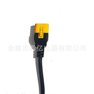 Cable de Alimentación C13 C14 con Enchufe de Bloqueo, Estándar IEC 16A, Cable de PVC Tipo SJTOW para Uso Industrial - Product Image 4