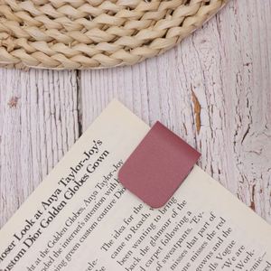 Wholesale Pu Leather Concise Magnetic Textbooks Fashion Notebook Clip Magnet Durable <b>Bookmark</b> <b>Gift</b> for Read Lovers - Product Image 6