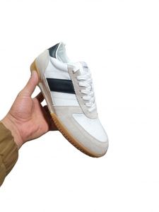Chaussures de sport pour hommes en cuir véritable de haute qualité, légères, respirantes, à lacets, décontractées pour le printemps et l'automne - Product Image 3