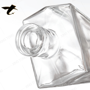 Bouteille de tequila ou de brandy en verre givré personnalisée de 700 ml/750 ml avec bouchon, logo personnalisé, vide - Product Image 5