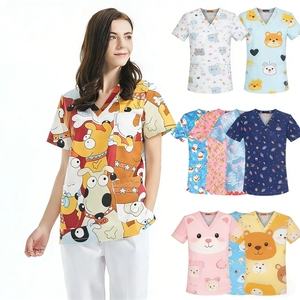Uniformes Médicos con Estampado <span class=keywords><strong>de</strong></span> Dibujos Animados, Cuello en V, Manga Corta, con Bolsillos, para Uso en Hospitales, Clínicas y Veterinarias, OEM/ODM - Product Image 1