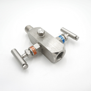 วาล์วเข็มแบบฮาร์ดซีท สแตนเลสสตีล ขนาด 1/2 นิ้ว NPT 6000 PSI แบบดับเบิ้ลบล็อกและเบลิด พร้อมอุปกรณ์เสริมสำหรับเครื่องมือ 2 แมนิโฟลด์ - Product Image 2
