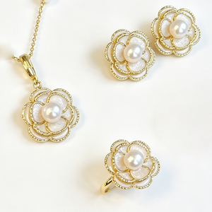 Nouveauté : Ensemble de bijoux en trois pièces Camellia, perles d'eau douce naturelles de qualité, plaqué or 14 carats, design 3D, style chinois classique - Product Image 1