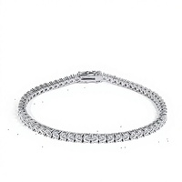 Bracelet tennis de luxe en argent sterling 925 avec moissanite, 2 mm, couleur D, clarté VVS1, sertissage à 4 griffes, fermoir double sécurité, finition raffinée