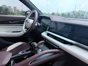 Geely Xingyue L 2.0TD DCT <span class=keywords><strong>EVO</strong></span> 2WD Ultimate Edition 2021 - Product Image 4