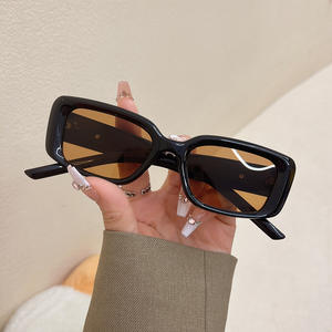 Nouvelles lunettes de soleil carrées unisexes, verres PC UV400, type 3, monture noire brillante, style streetwear tendance - Product Image 5