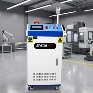 Machine de nettoyage au laser à fibre professionnelle 1500W 2000W 3000W pour l'élimination de la <span class=keywords><strong>rouille</strong></span> industrielle, le décapage de revêtements et le nettoyage de grands moules - Product Image 1