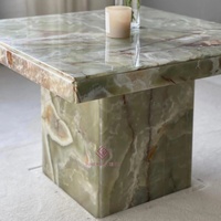 Table basse en marbre d'onyx vert faite à la main Table centrale de salon carrée Meubles en pierre de luxe