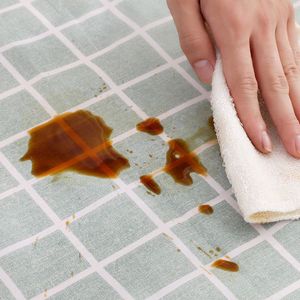 Nappe rectangulaire en PEVA à carreaux de style nordique, lavable, imperméable, pour usage domestique - Product Image 4