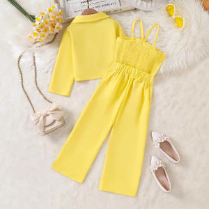 Nuovo completo da bambina <span class=keywords><strong>con</strong></span> <span class=keywords><strong>blazer</strong></span> e pantaloni <span class=keywords><strong>con</strong></span> bretelle a fiori - Product Image 2