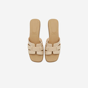 OEM ODM Özel Tasarım Deri Açık Burunlu Yazlık Erkek Terlikleri Rahat Düz Bayan Deri Seyahat Terlikleri Deri Terlikler - Product Image 3