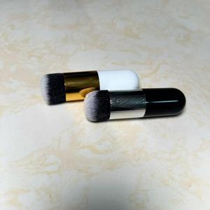 Spazzola per trucco a testa singola tonda all'ingrosso con etichetta privata per <span class=keywords><strong>fondotinta</strong></span> liquida portatile in polvere correttore crema da viaggio pennelli - Product Image 3