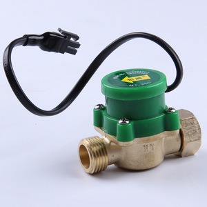 Interrupteur de débit intelligent HT200 200W en laiton 1,6 Mpa IP24 à activation par capteur pour systèmes d'eau - Product Image 1