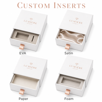 Boîte à bijoux carrée blanche mate avec logo en feuille d'or, d'argent et de rose gold, ensemble d'emballage cadeau personnalisé