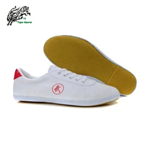 Chaussures de Kung Fu en toile légère pour arts martiaux traditionnels chinois - Product Image 2