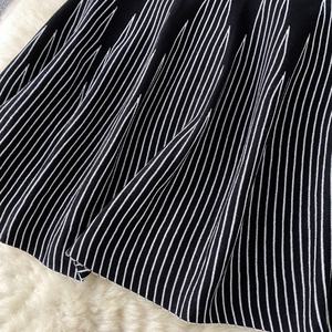 Femmes décontracté été Fairycore o-cou tunique tricot robe mi-longue dernière conception XS sans manches Empire frange dentelle disponible en gros - Product Image 6