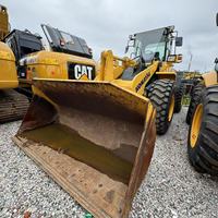 Cargadora de Ruedas Komatsu WA320-3 Usada de Alta Calidad, Modelo 2024, Carga Nominal de 13 Toneladas, Motor en Excelentes Condiciones, en Venta