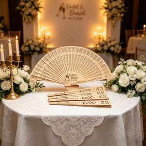 Éventails en bois de santal gravés sur mesure, cadeaux de mariage, éventails pliants pour invités, anniversaire, baptême, événements - Product Image 2