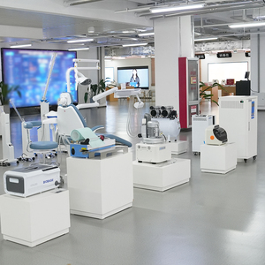 <span class=keywords><strong>Centrifugeuse</strong></span> de table <span class=keywords><strong>à</strong></span> basse vitesse BIOBASE CHINA avec verrouillage automatique du couvercle électrique pour laboratoire - Product Image 4
