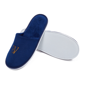 Logo personalizzato velluto blu monouso <span class=keywords><strong>ospedale</strong></span> matrimonio Hotel bagno SPA pantofole <span class=keywords><strong>per</strong></span> gli ospiti - Product Image 6
