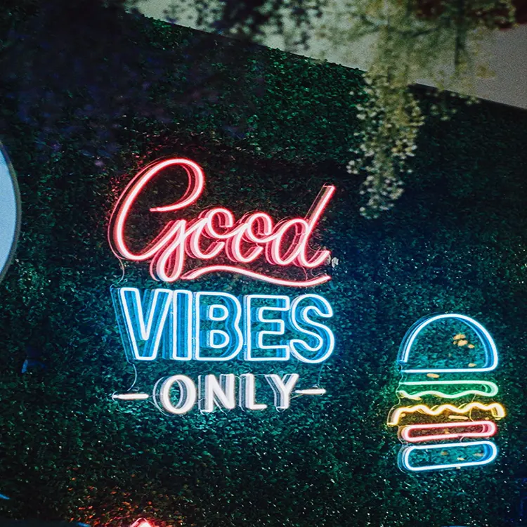 Ngoài Trời Burger Mở Neon Dấu Hiệu Nhà Cung Cấp Trung Quốc Led Chiếu Sáng Flex Neon Signage