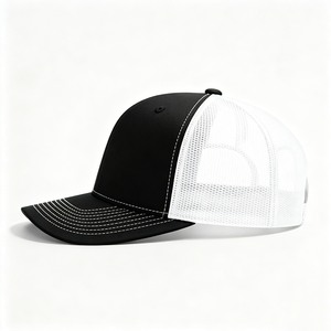 Casquette Trucker Richardson 112 Character Canvas Blanche et Noire, Logo Personnalisé, Dos en Maille Respirante, Visière Courbée, Réglable, Pour l'Extérieur - Product Image 5