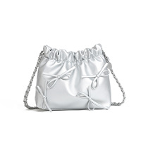 Mignon Chaîne Bandoulière Arc Gril Simple-Sac à Bandoulière Printemps Nouvelle Dame Sac à Bandoulière Argent Grande Capacité PU Femmes Sac à Main
