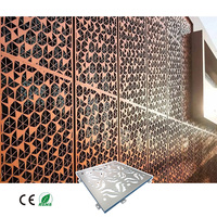 Panneaux de clôture en aluminium découpés au laser, perforés pour balustrades de balcon, rampes d'escalier, auvents et décoration de bâtiments