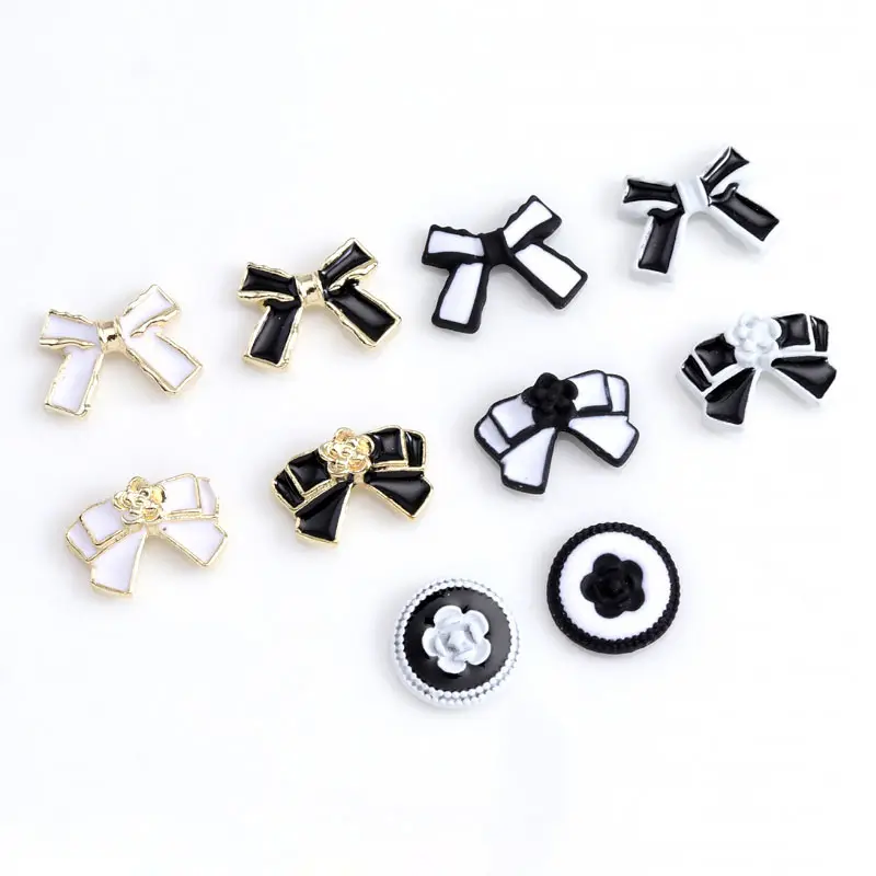 2024 New Luxury Design Black White Camellia Flower Metal Alloy Nail Charms Decorations Bows 3d Nail Art