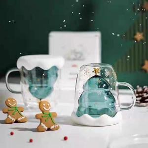 Taza de Vidrio Navideña de Doble Pared con Tapa, en Oferta - Product Image 3