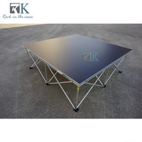 Scène modulaire antidérapante 4 pieds x 4 pieds avec podiums pliants