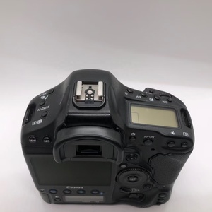 Appareil photo professionnel Canon EOS-1D X 1DX, 12 ips, capteur plein format, robuste, boîtier en magnésium, durée de vie de l'obturateur de 400K clichés, prêt à <span class=keywords><strong>la</strong></span> revente - Product Image 4