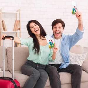 Funda para Pasaporte de Cuero PU Blanco de Doble Cara con Transferencia de Calor y Diseño de Logotipo Personalizado - Product Image 6